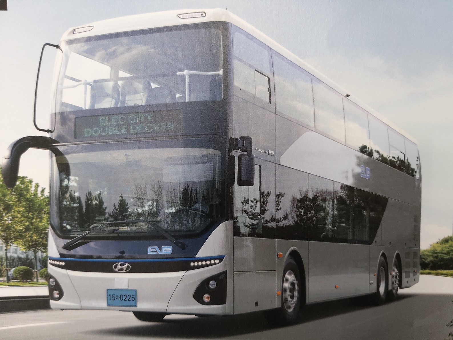대전시, 교통약자를 위한 2층 전기저상버스 도입02.jpg